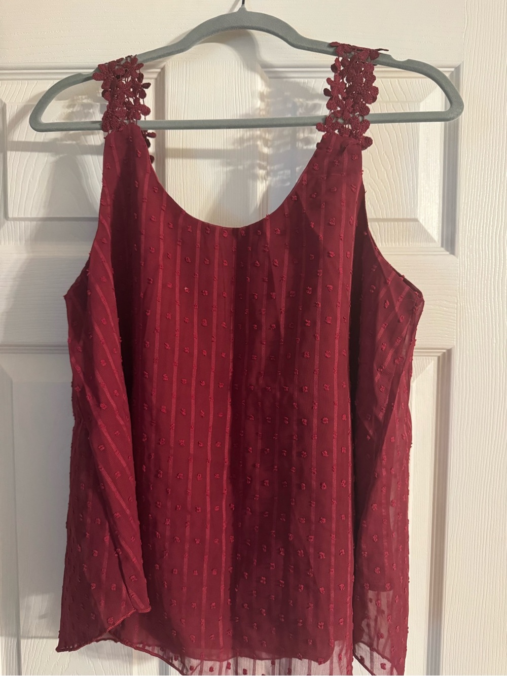 Women's Burgundy Sleeveless Tank Top